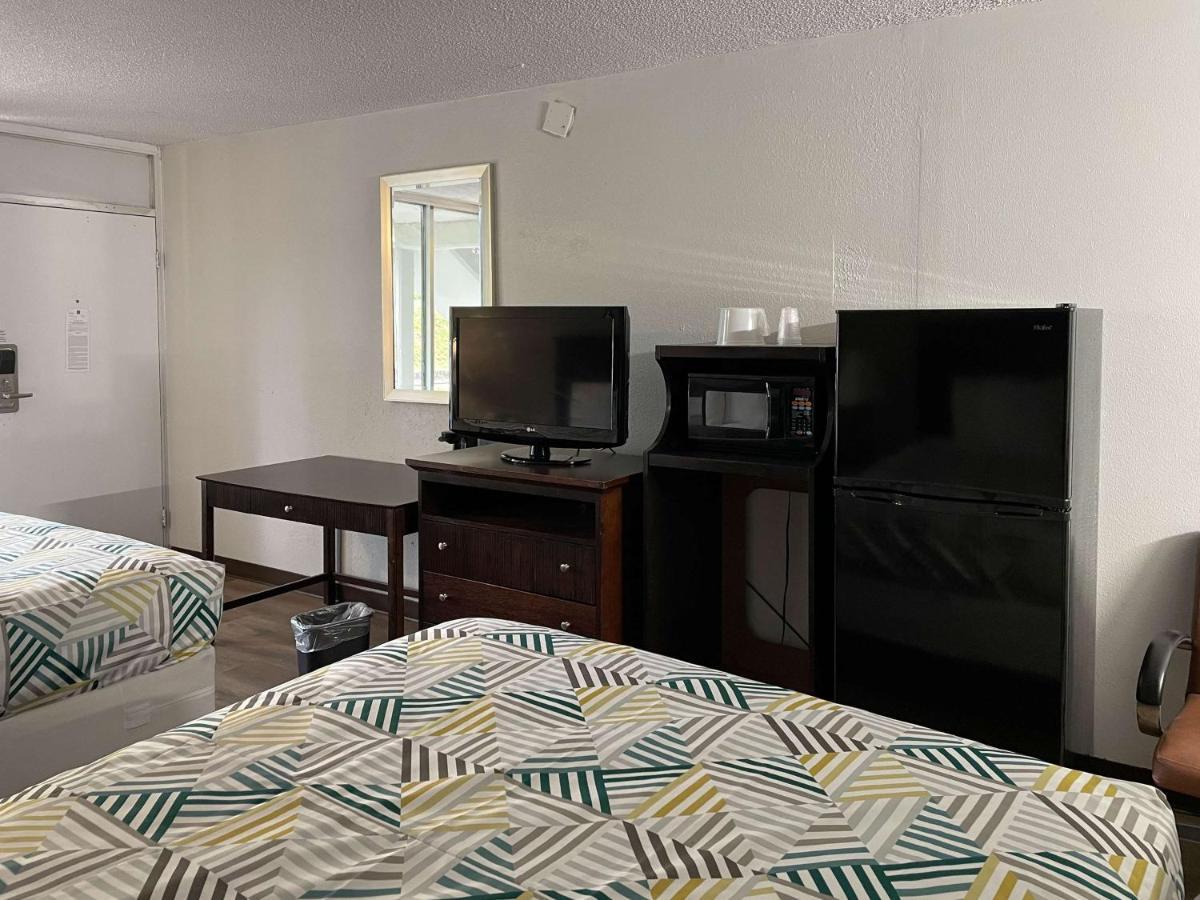 Motel 6 Wytheville Va エクステリア 写真