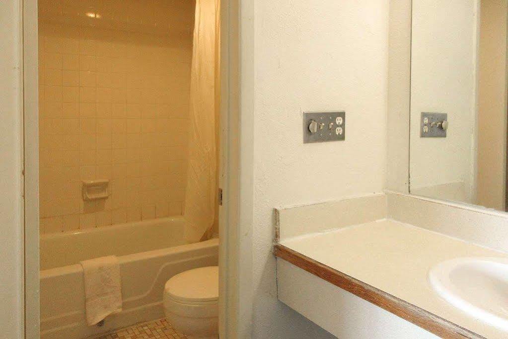 Motel 6 Wytheville Va エクステリア 写真